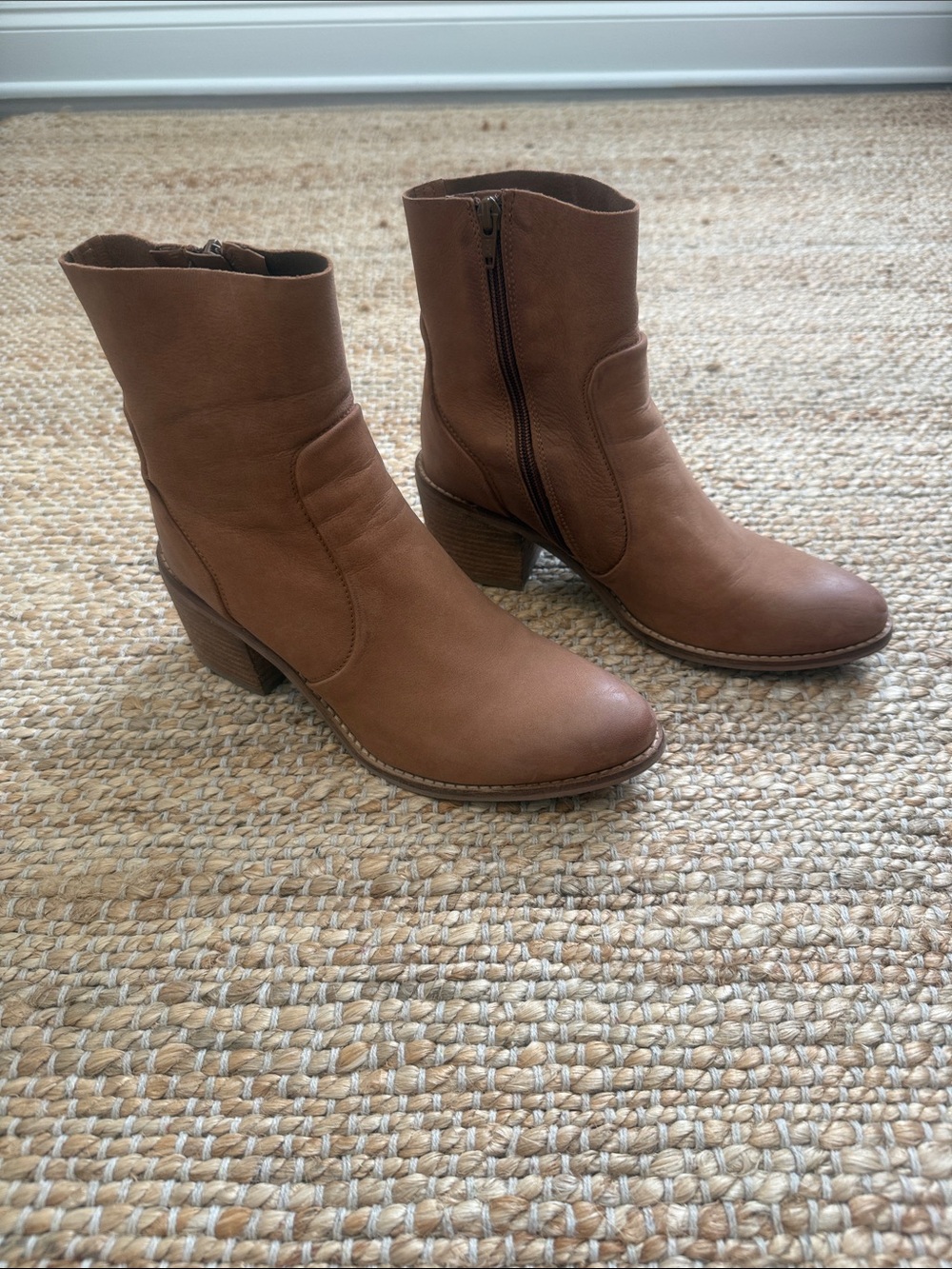 Dina True Women's Mid-Calf Brown Leather Block Heel Boots